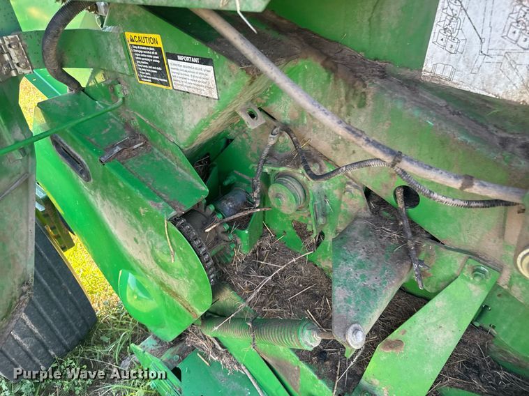 image for item ER2125 2012 John Deere 468 round baler