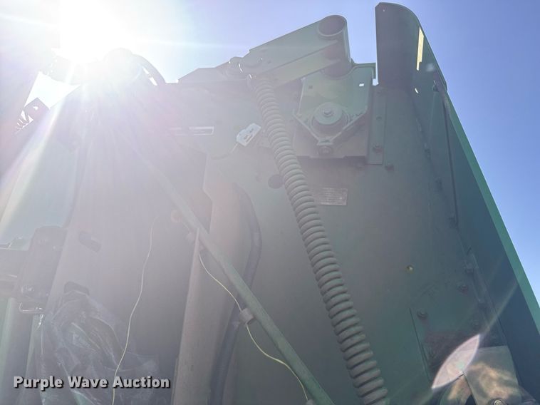 image for item ER2125 2012 John Deere 468 round baler