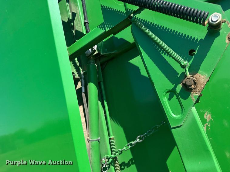 image for item ER2125 2012 John Deere 468 round baler