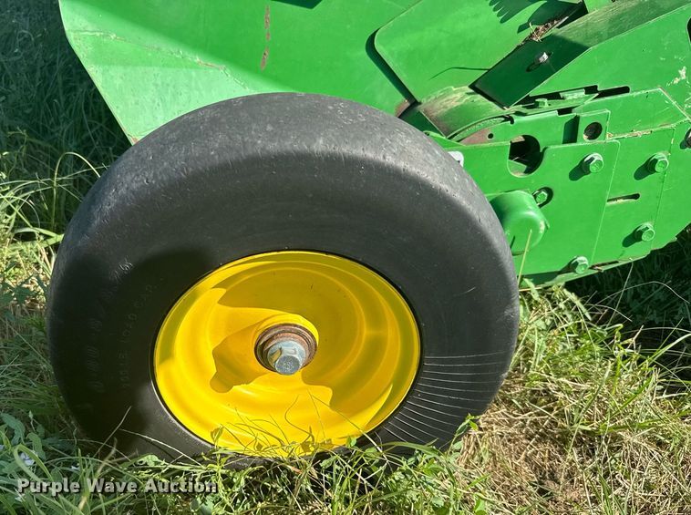 image for item ER2125 2012 John Deere 468 round baler