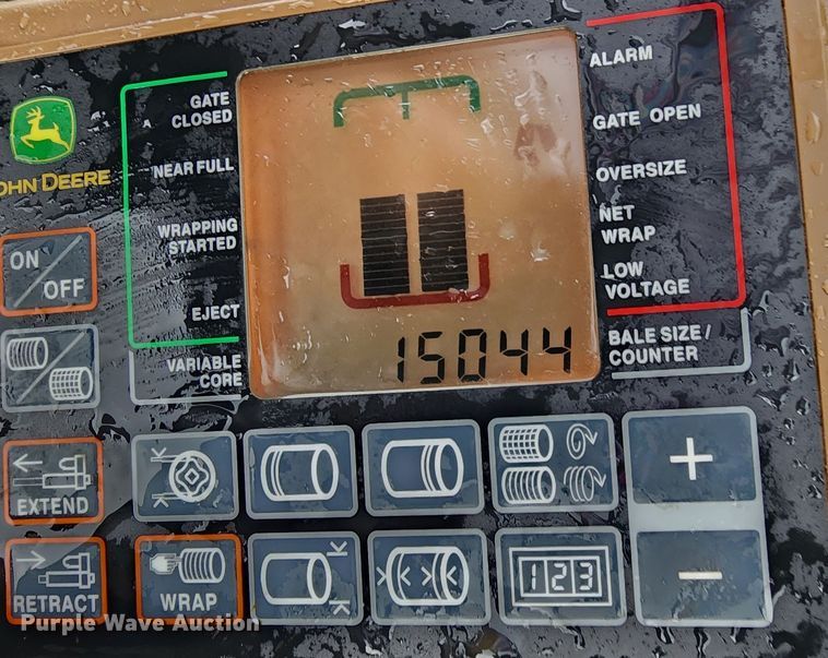 image for item ER2125 2012 John Deere 468 round baler