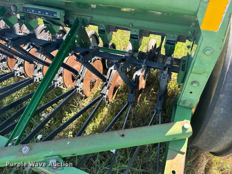 image for item ER2126 John Deere 8300 grain drill