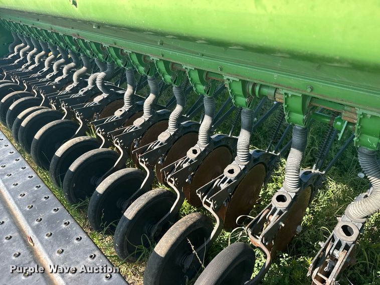 image for item ER2126 John Deere 8300 grain drill