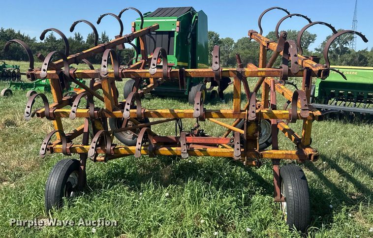 image for item ER2127 Chisel