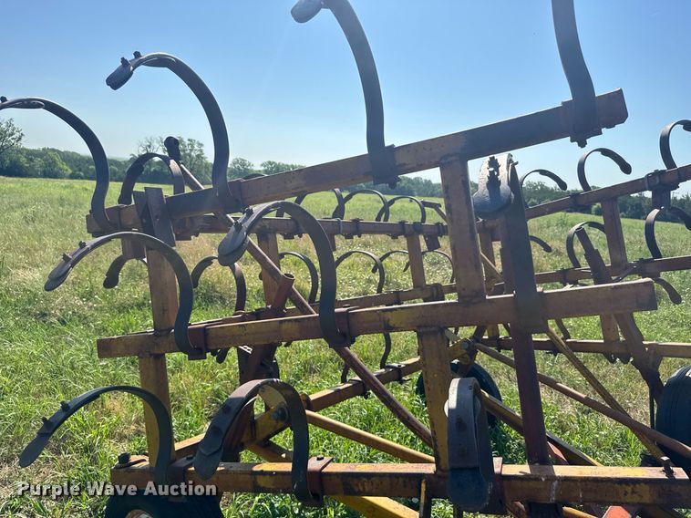 image for item ER2127 Chisel