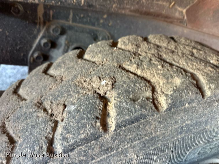 image for item ER8369 1997 International 4900 dump truck