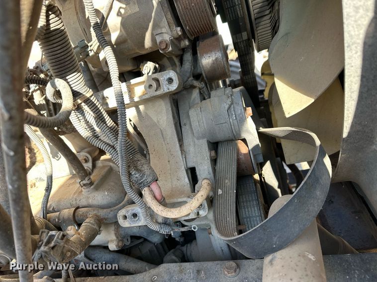 image for item ER8371 2015 International  7400 feed mixer truck