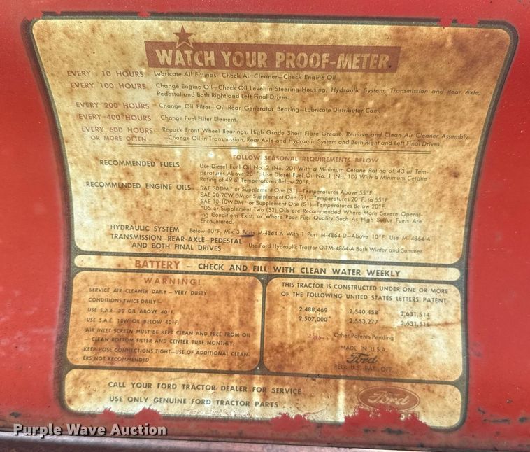 image for item HI9285 Ford tractor