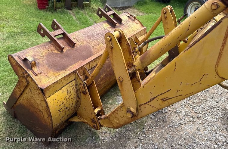 image for item HI9286 1983 Massey Ferguson 30E tractor