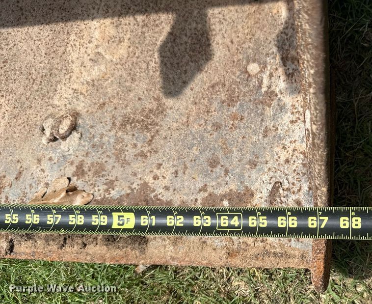 image for item HI9286 1983 Massey Ferguson 30E tractor