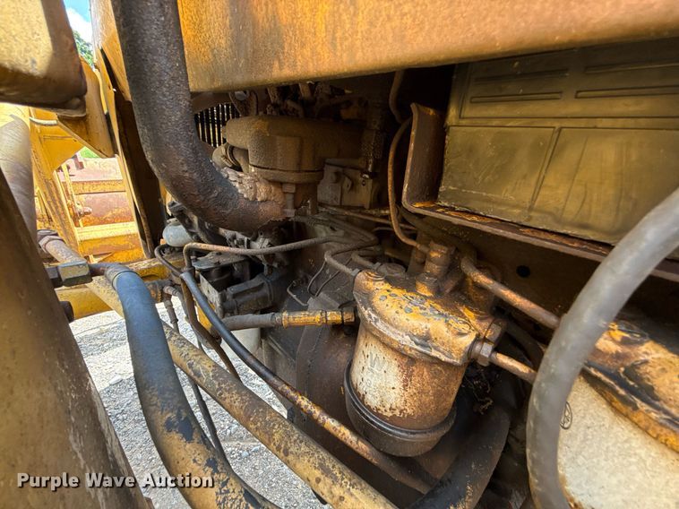 image for item HI9286 1983 Massey Ferguson 30E tractor