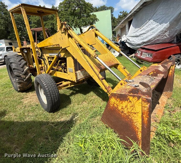 image for item HI9288 International 3444 tractor