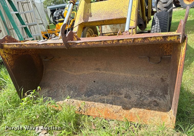 image for item HI9288 International 3444 tractor