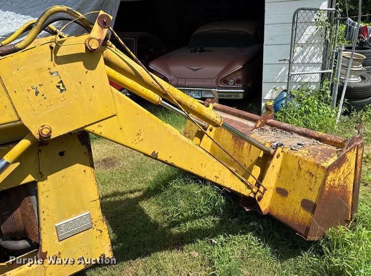 image for item HI9288 International 3444 tractor