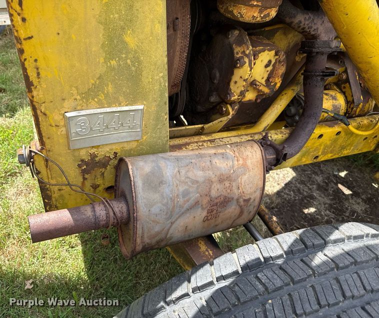 image for item HI9288 International 3444 tractor