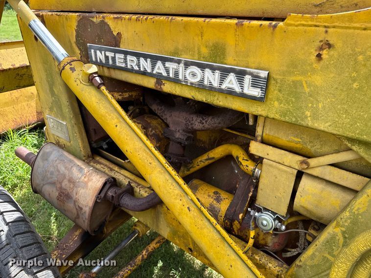 image for item HI9288 International 3444 tractor