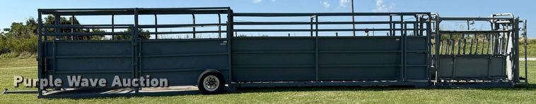 image for item HI9289 Molly Mfg. P-Tub livestock chute