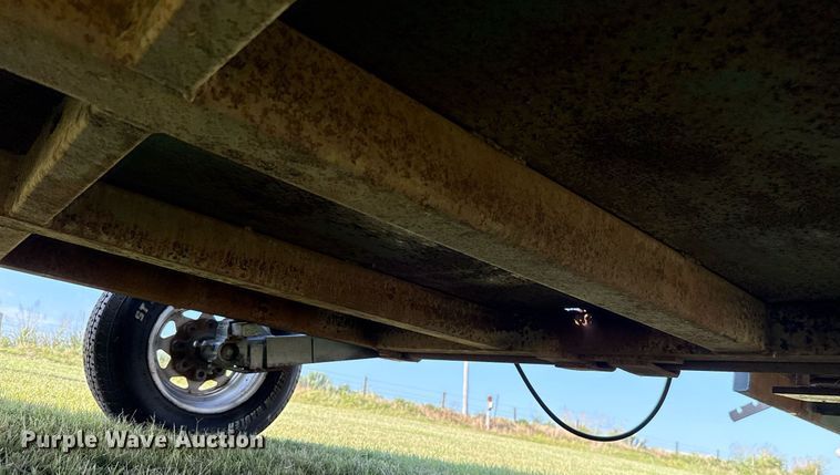 image for item HI9289 Molly Mfg. P-Tub livestock chute