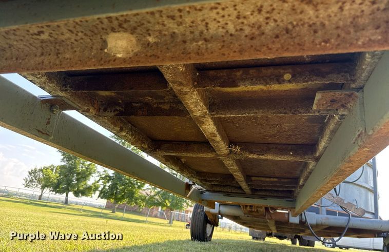 image for item HI9289 Molly Mfg. P-Tub livestock chute