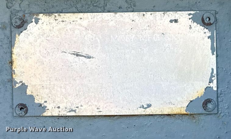 image for item HI9289 Molly Mfg. P-Tub livestock chute