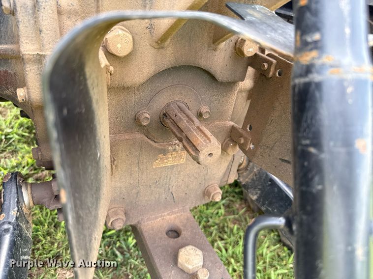 image for item HI9347 2015 Mahindra 2555 HST 