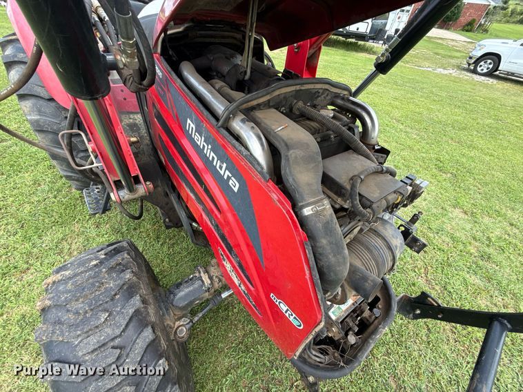 image for item HI9347 2015 Mahindra 2555 HST 