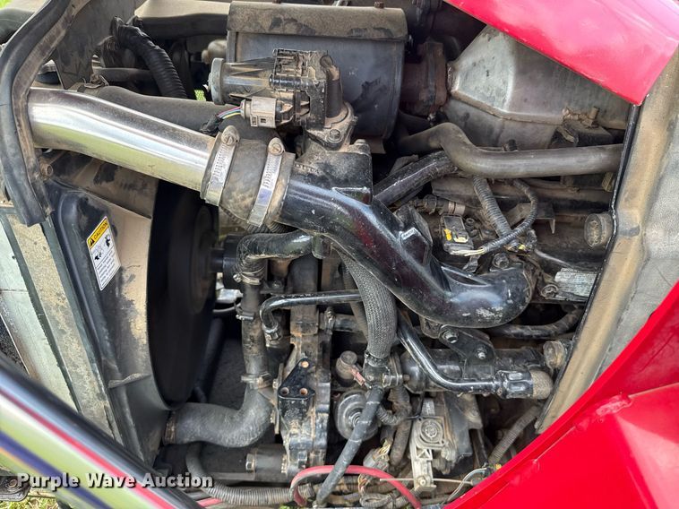 image for item HI9347 2015 Mahindra 2555 HST 