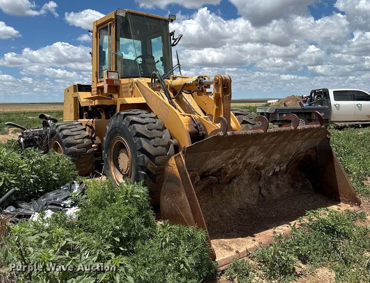 image for item KI9176 1995 Case 721B wheel loader