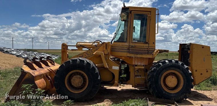image for item KI9176 1995 Case 721B wheel loader