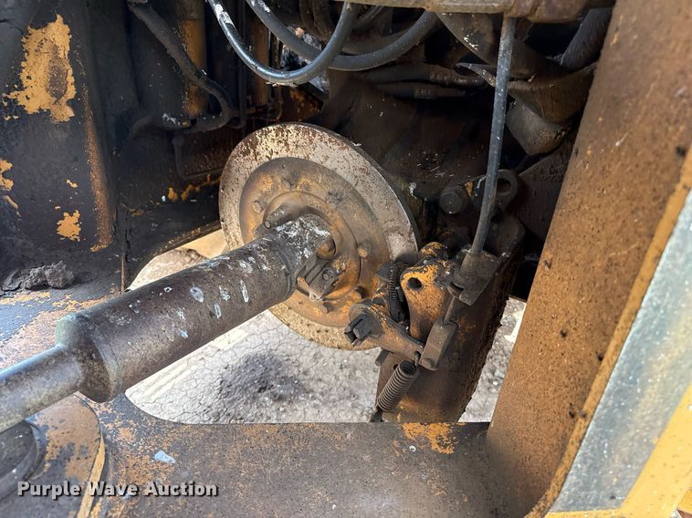 image for item KI9176 1995 Case 721B wheel loader