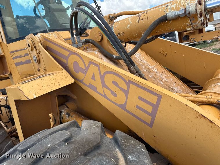 image for item KI9176 1995 Case 721B wheel loader