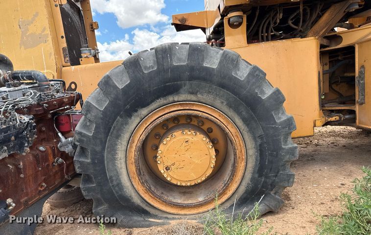 image for item KI9176 1995 Case 721B wheel loader