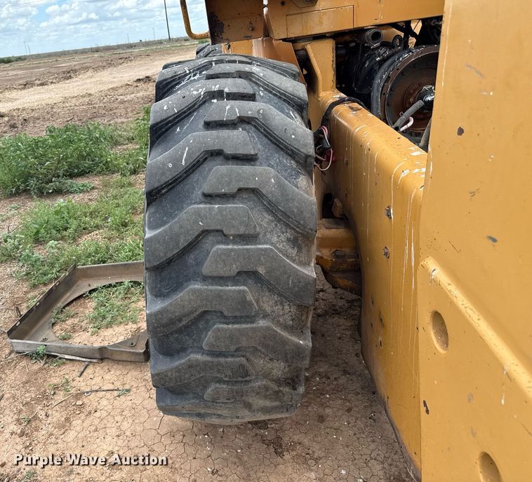 image for item KI9176 1995 Case 721B wheel loader