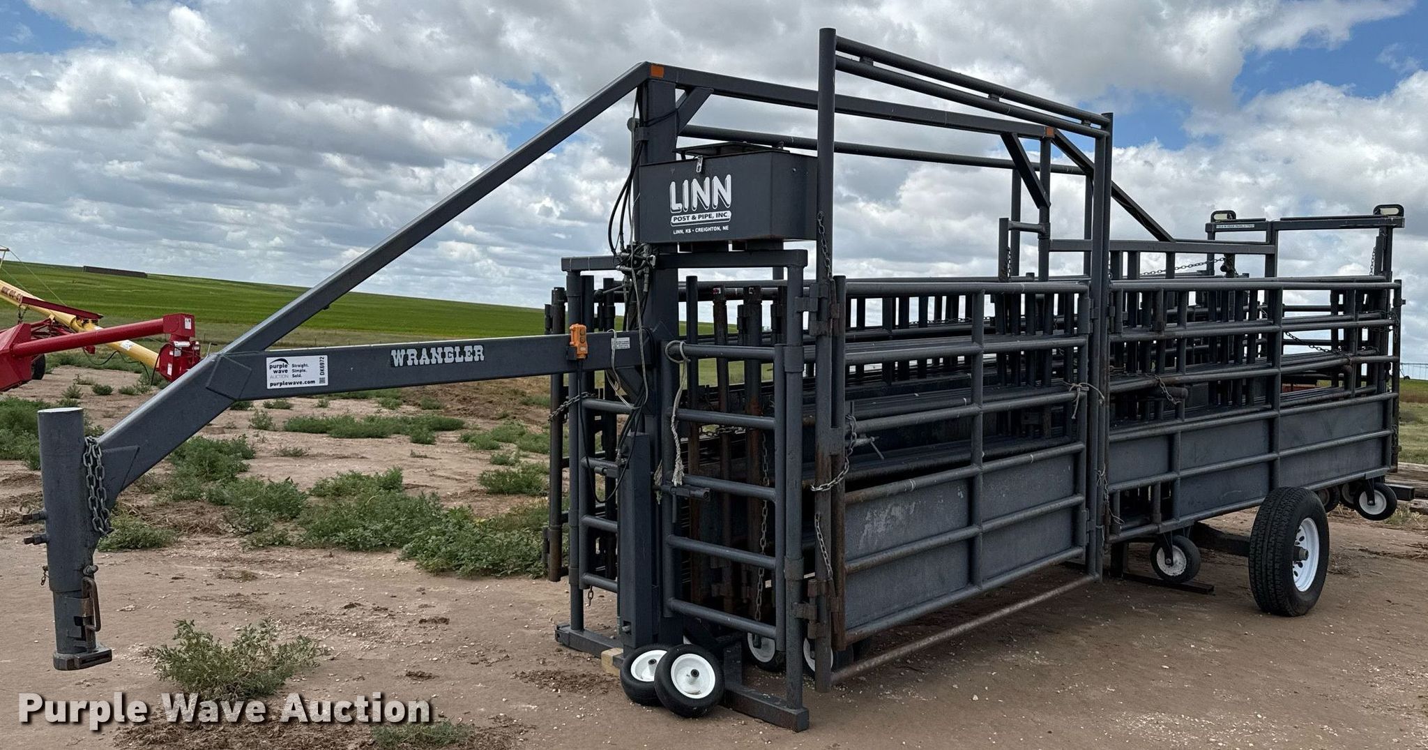 Linn Post & Pipe, Inc. Wrangler livestock panel trailer in