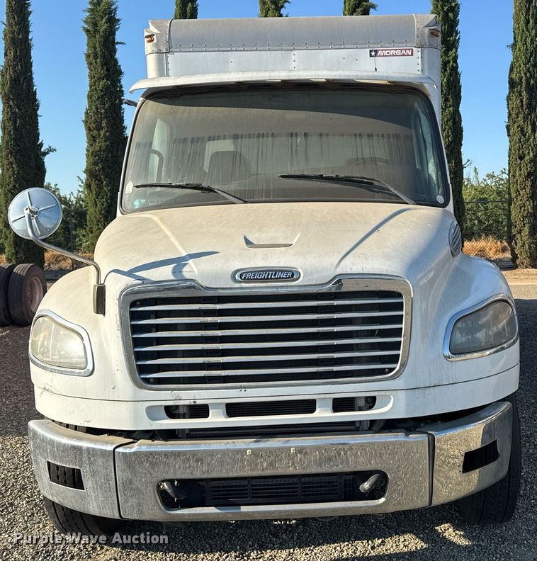 image for item DH8629 2013 Freightliner Business Class M2 box truck