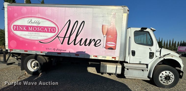 image for item DH8629 2013 Freightliner Business Class M2 box truck