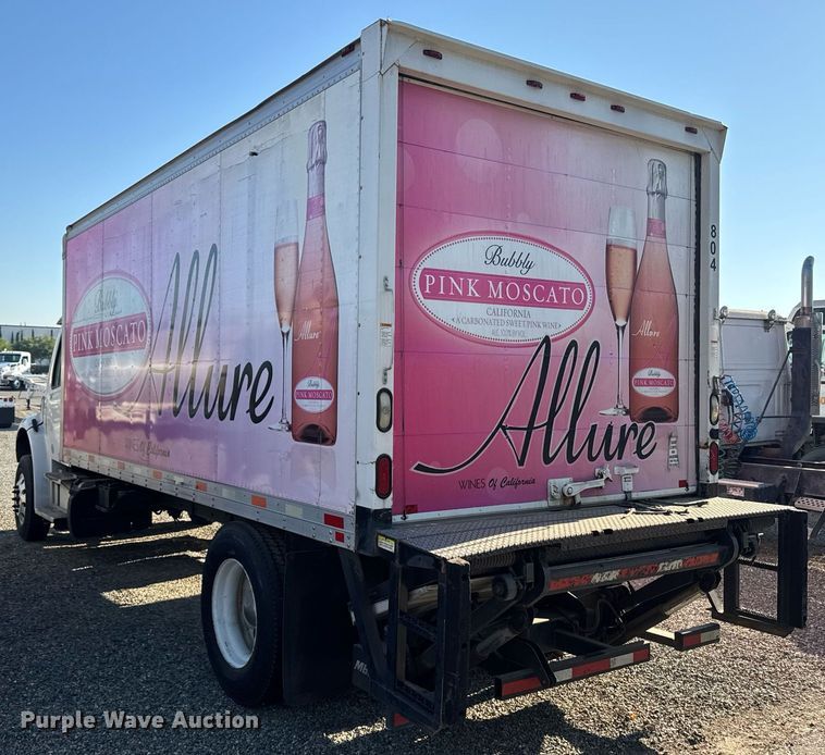 image for item DH8629 2013 Freightliner Business Class M2 box truck