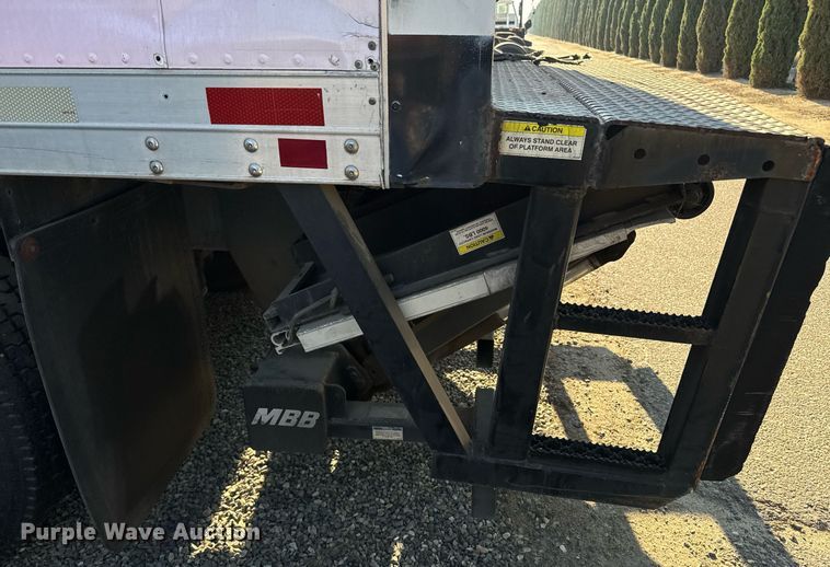 image for item DH8629 2013 Freightliner Business Class M2 box truck