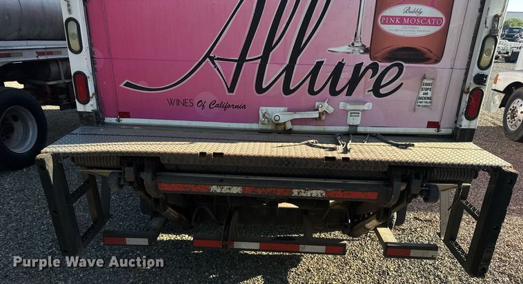 image for item DH8629 2013 Freightliner Business Class M2 box truck