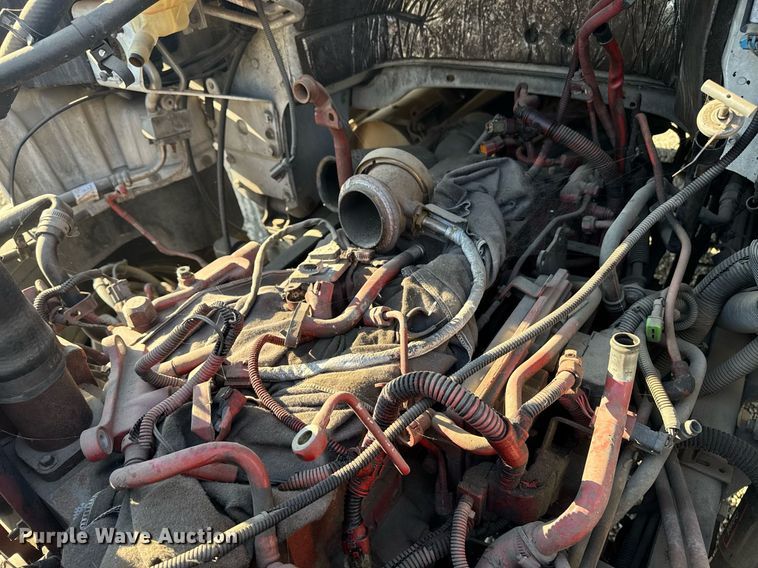 image for item DH8629 2013 Freightliner Business Class M2 box truck