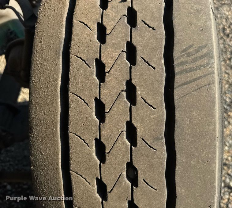 image for item DH8629 2013 Freightliner Business Class M2 box truck