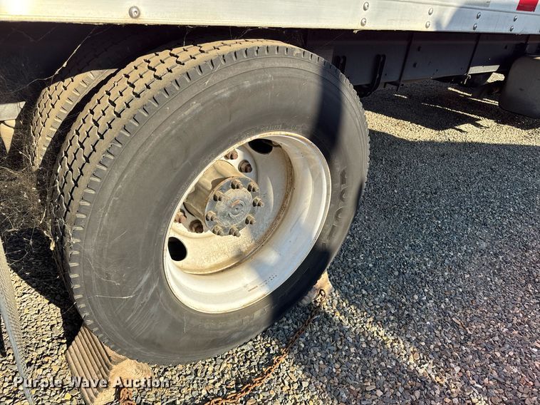 image for item DH8629 2013 Freightliner Business Class M2 box truck