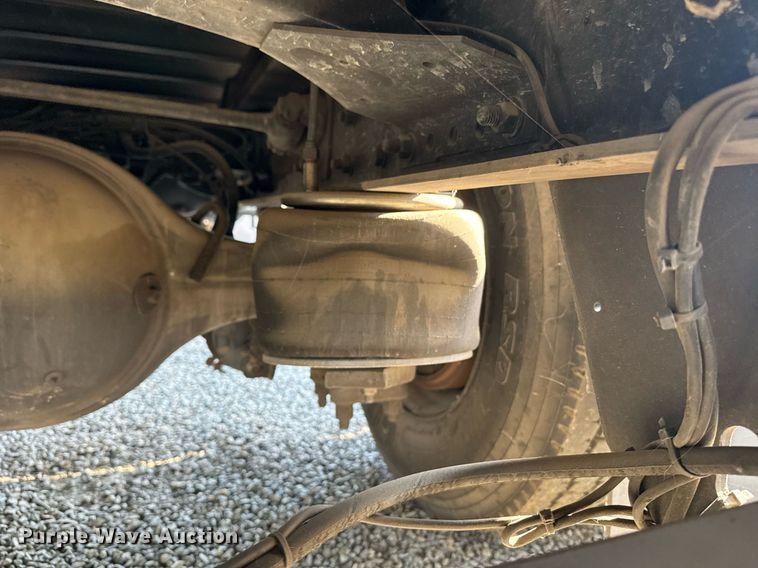 image for item DH8629 2013 Freightliner Business Class M2 box truck