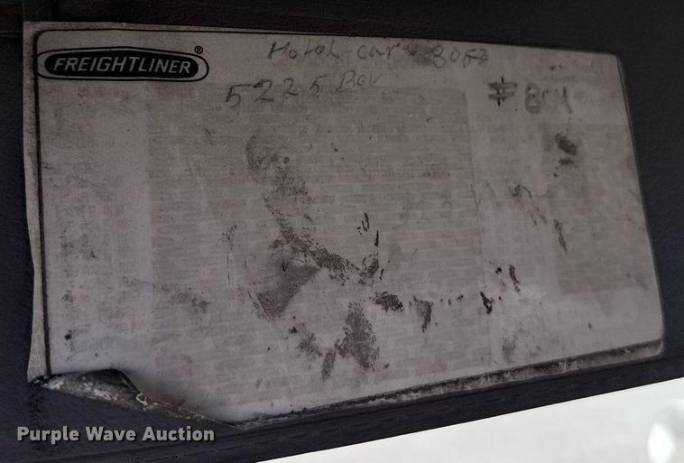 image for item DH8629 2013 Freightliner Business Class M2 box truck