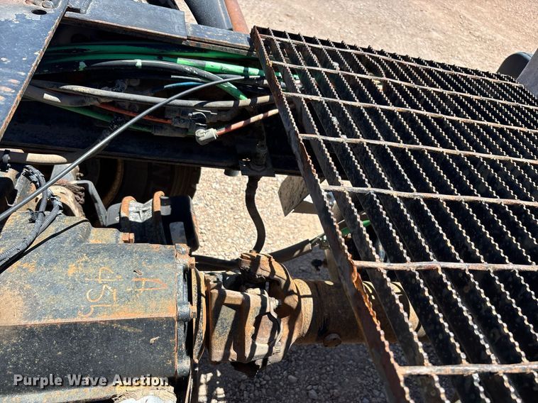 image for item DH8655 1997 Ford LT9501 semi truck