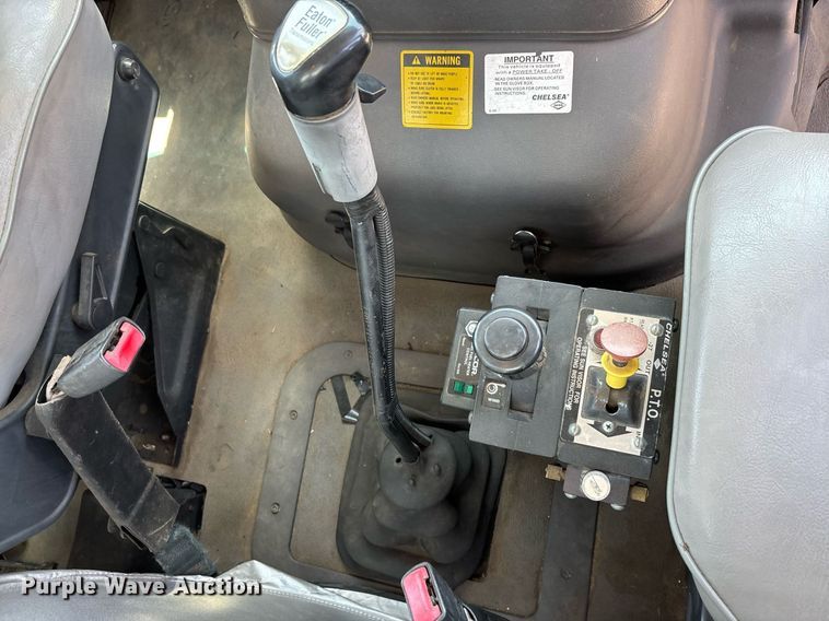 image for item DH8655 1997 Ford LT9501 semi truck