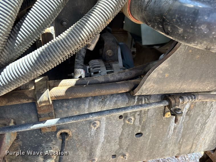 image for item DH8655 1997 Ford LT9501 semi truck