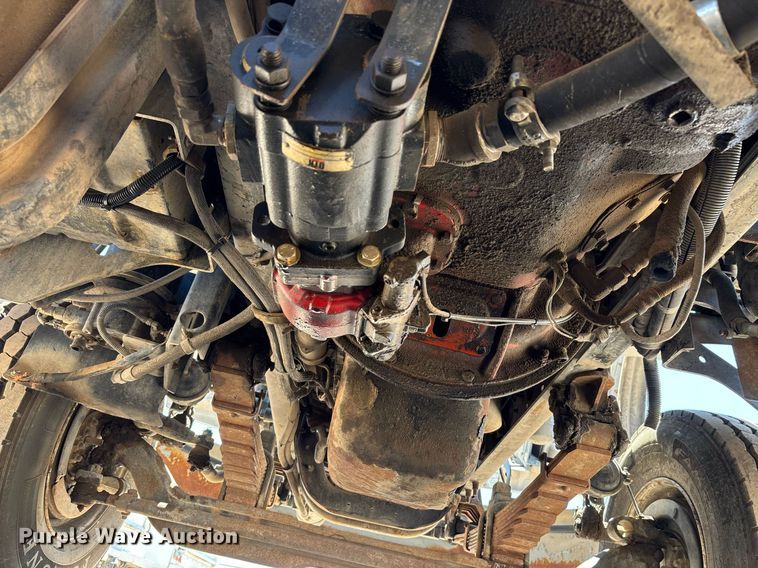 image for item DH8655 1997 Ford LT9501 semi truck