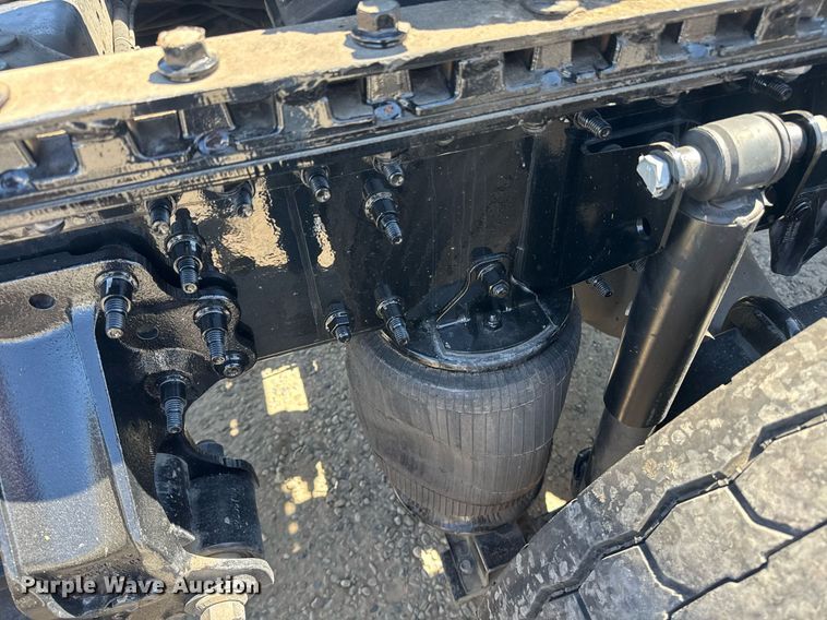 image for item DH8662 2020 Mack Anthem AN64T semi truck