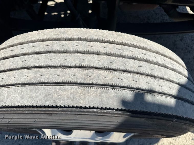 image for item DH8662 2020 Mack Anthem AN64T semi truck